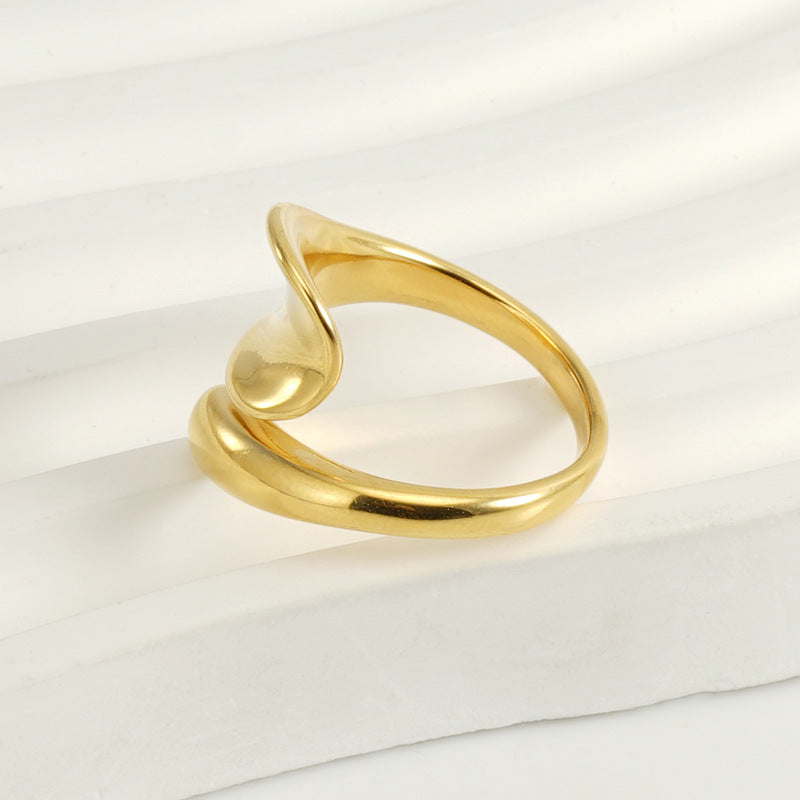 Ring in 18k Gold-Plated Stainless Steel with a Leaf-Design