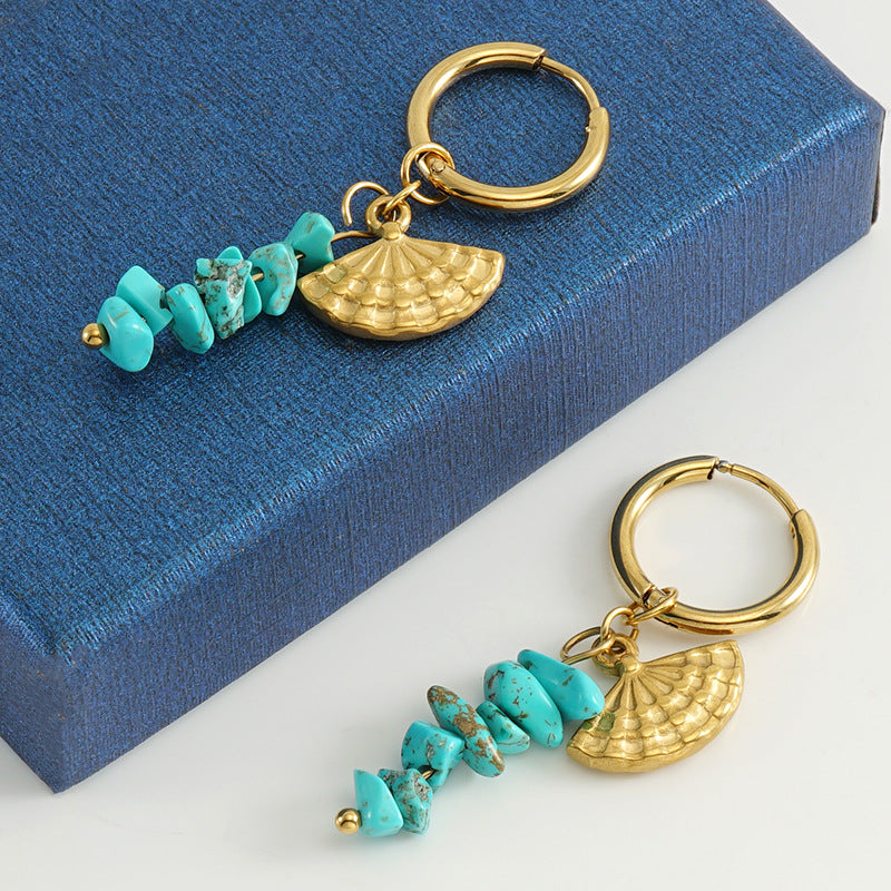 Hoop Earrings with Turquoise & Fan-Shaped Seashell in 18k Gold-Plated Stainless Steel