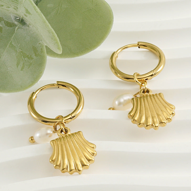 Hoop Earrings with Pearl & Seashell Pendant in 18k Gold-Plated Stainless Steel