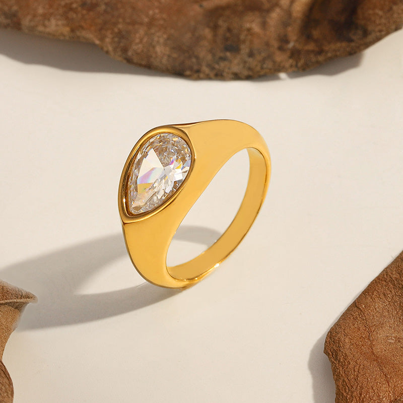 Clear Zircon Gold Ring 18K Gold Plated Stainless Steel